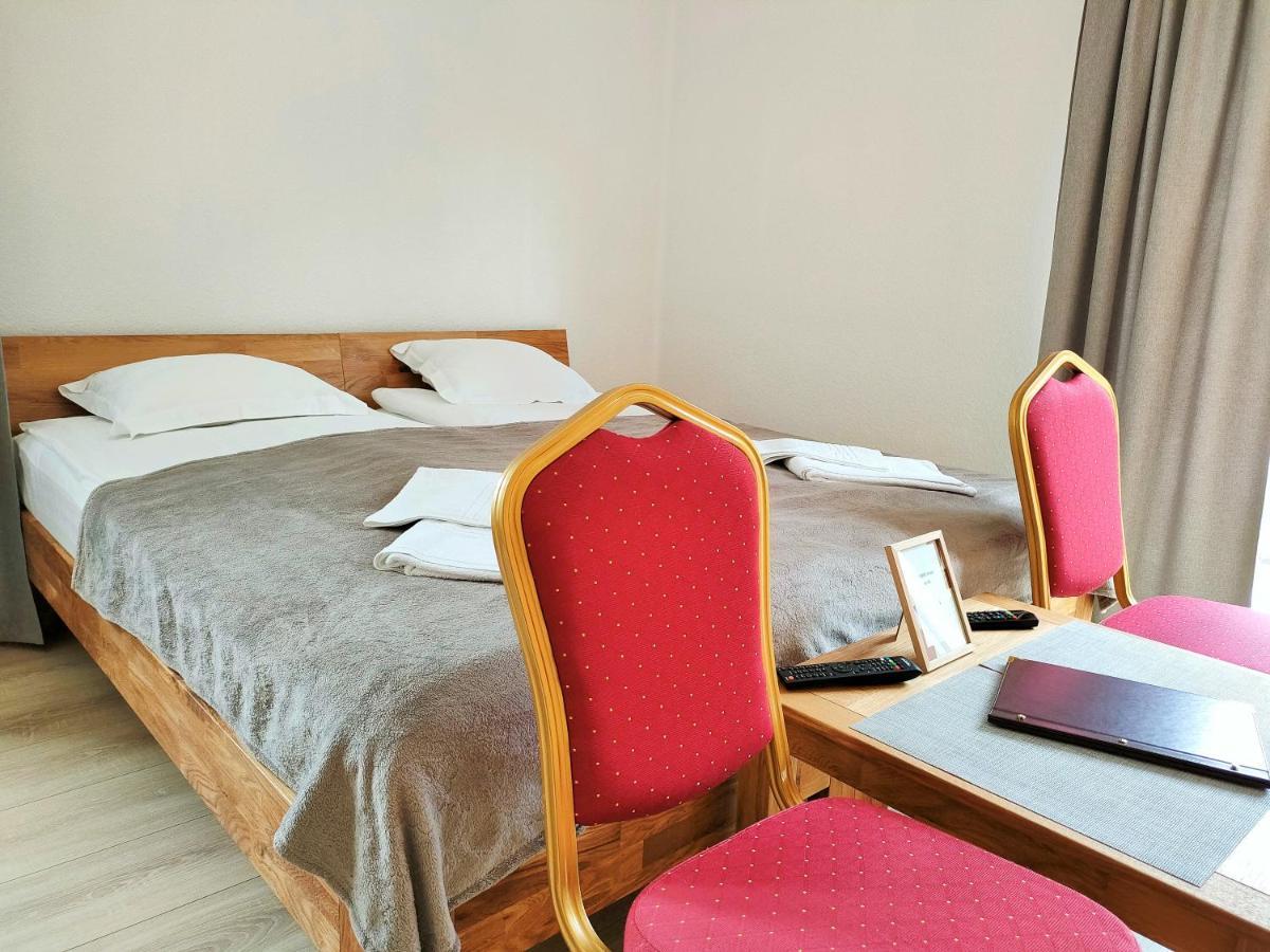 Am Berg Hotel-Restaurant Herzberg am Harz Esterno foto