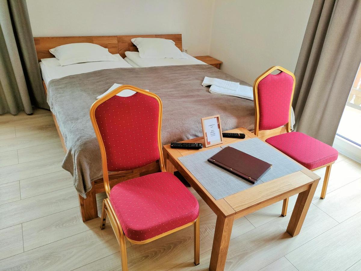 Am Berg Hotel-Restaurant Herzberg am Harz Esterno foto